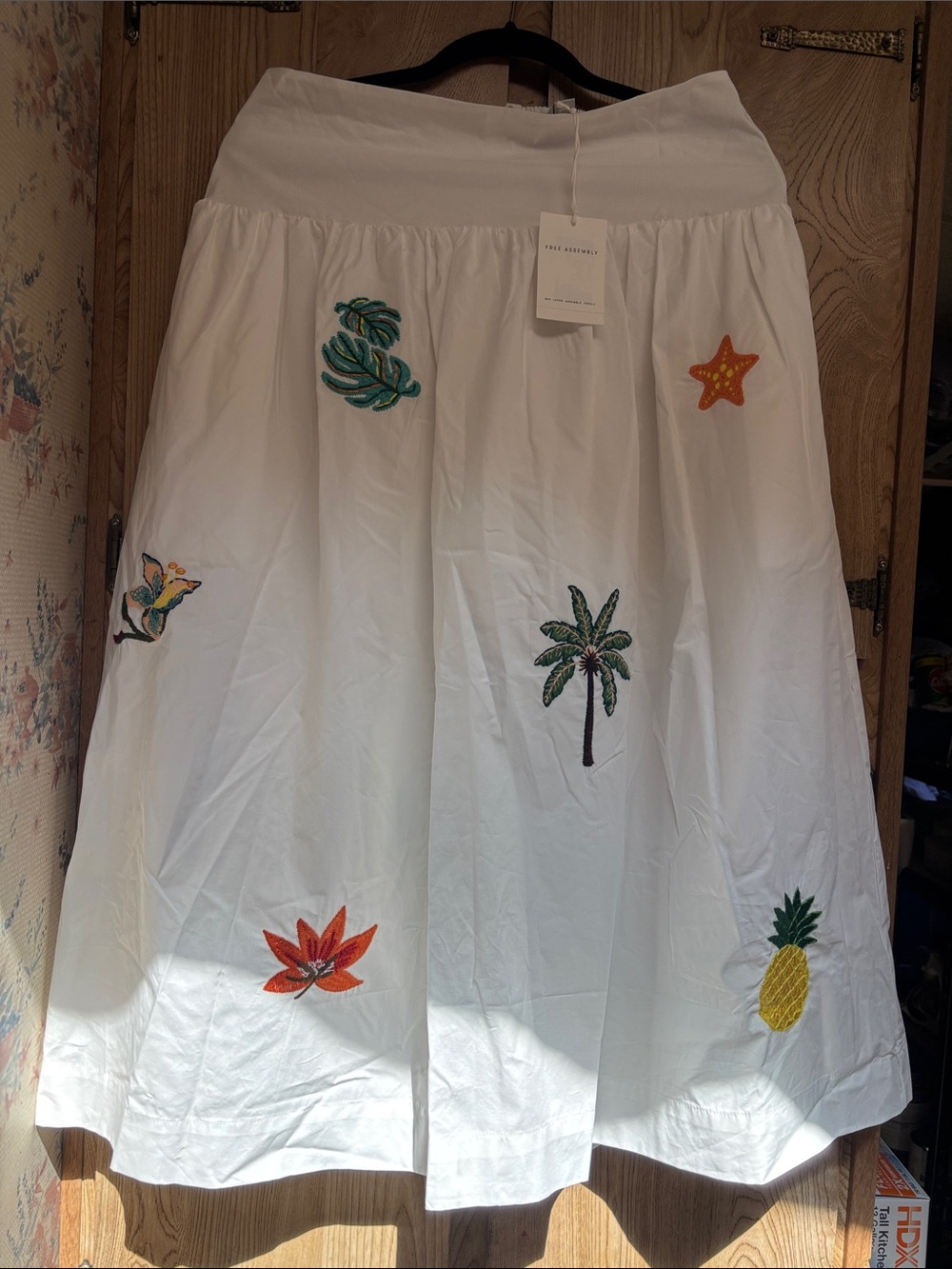 Free Assembly embroidered cotton maxi skirt fun design size M 8/10